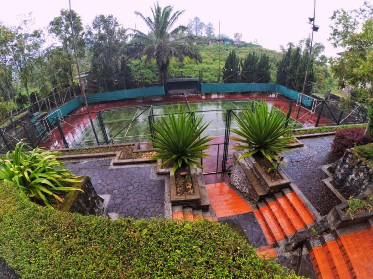 Parkside Nuansa Maninjau Resort Luaran gambar